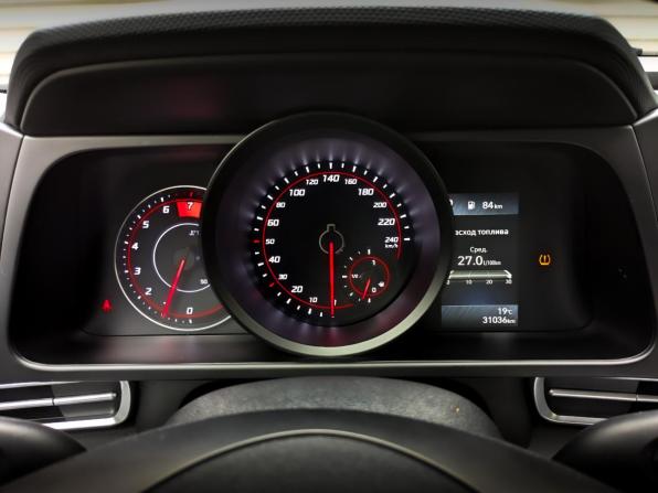 Hyundai Elantra VII (CN7) с пробегом 2022 года, цена 2 100 000 рублей, 31025 км, седан, Автокод Объявления