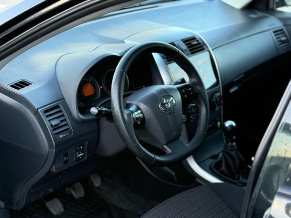 Toyota Corolla X (E140 E150) Рестайлинг с пробегом 2012 года, цена 960 000 рублей, 190142 км, седан, Автокод Объявления
