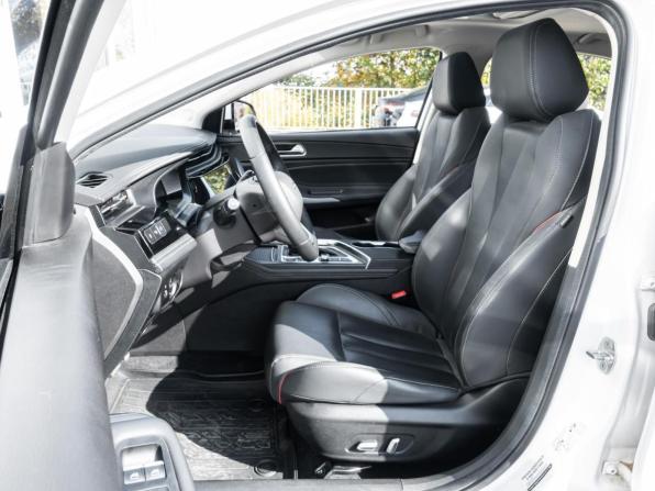 Omoda S5 с пробегом 2023 года, цена 1 522 000 рублей, 44929 км, седан, Автокод Объявления