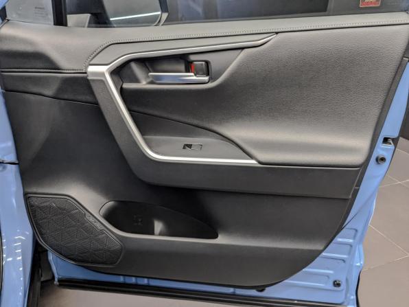 Toyota RAV4 V (XA50) с пробегом 2020 года, цена 3 355 000 рублей, 69622 км, внедорожник, Автокод Объявления