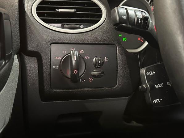 Ford Focus II Рестайлинг с пробегом 2010 года, цена 649 000 рублей, 176000 км, хэтчбек, Автокод Объявления