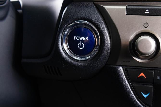 Lexus ES VI с пробегом 2012 года, цена 2 149 000 рублей, 182000 км, седан, Автокод Объявления