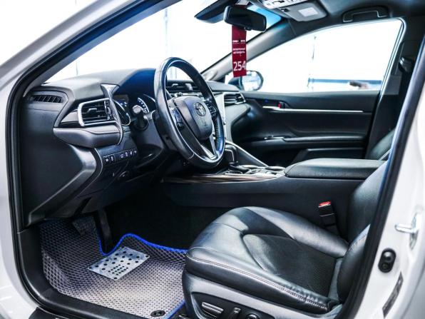 Toyota Camry VIII (XV70) с пробегом 2019 года, цена 3 099 000 рублей, 92399 км, седан, Автокод Объявления