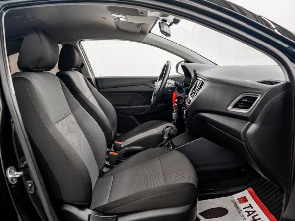 Hyundai Solaris II с пробегом 2019 года, цена 1 550 000 рублей, 74000 км, седан, Автокод Объявления