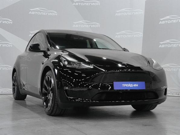 Tesla Model Y I с пробегом 2022 года, цена 4 300 000 рублей, 19000 км, внедорожник, Автокод Объявления