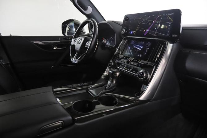 Lexus LX IV с пробегом 2023 года, цена 15 300 000 рублей, 37182 км, внедорожник, Автокод Объявления