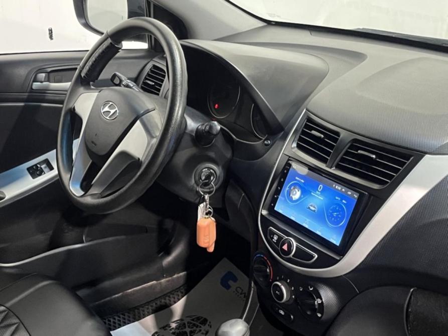 Hyundai Solaris I Курск  - изображение 6