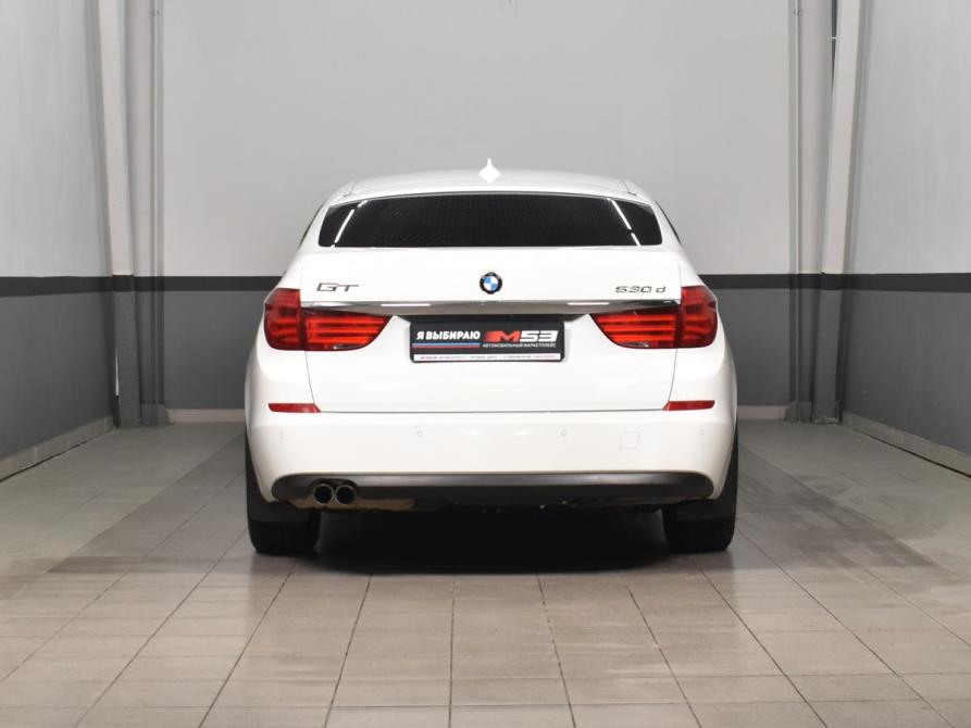 BMW 5 серии VI (F10/F11/F07) Кемерово  - изображение 3