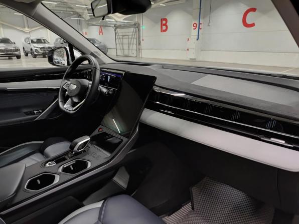 Geely Atlas II с пробегом 2024 года, цена 3 160 000 рублей, 23269 км, внедорожник, Автокод Объявления