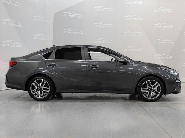 Kia K3 II Рестайлинг с пробегом 2021 года, цена 2 150 000 рублей, 61900 км, седан, Автокод Объявления