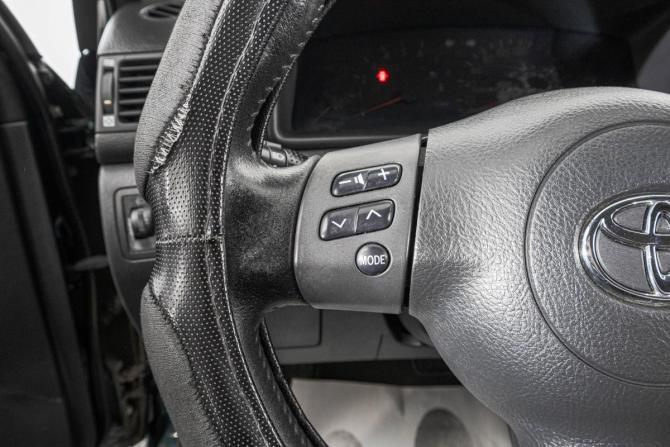 Toyota Corolla IX (E120 E130) Рестайлинг с пробегом 2006 года, цена 799 000 рублей, 215000 км, седан, Автокод Объявления