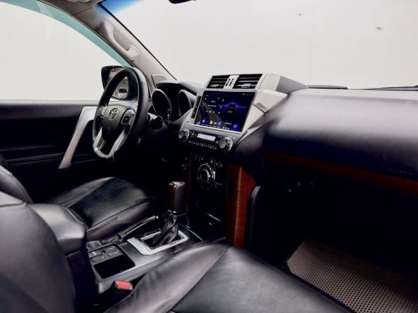 Toyota Land Cruiser Prado 150 Series Рестайлинг 1 с пробегом 2016 года, цена 3 647 000 рублей, 190783 км, внедорожник, Автокод Объявления