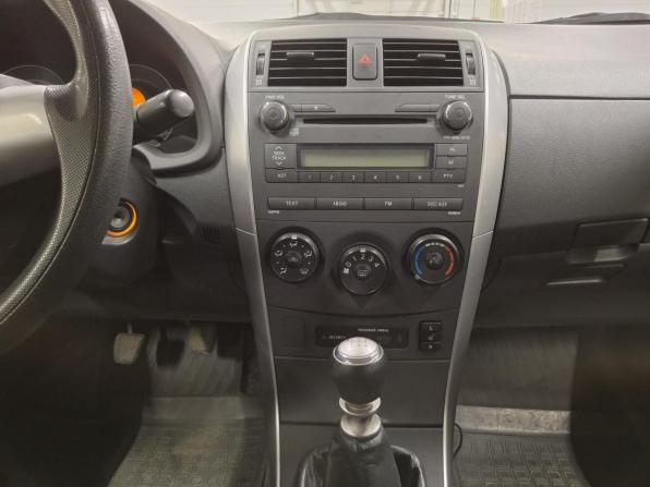 Toyota Corolla X (E140 E150) Рестайлинг с пробегом 2013 года, цена 1 460 000 рублей, 124726 км, седан, Автокод Объявления