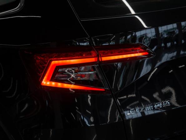 Skoda Karoq I с пробегом 2025 года, цена 3 450 000 рублей, 30 км, внедорожник, Автокод Объявления
