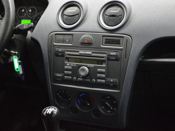 Ford Fusion I Рестайлинг с пробегом 2008 года, цена 348 000 рублей, 242190 км, хэтчбек, Автокод Объявления