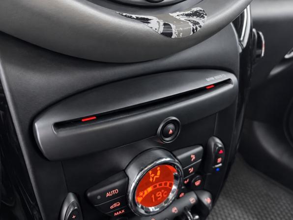 Mini Countryman I с пробегом 2010 года, цена 1 239 000 рублей, 198412 км, внедорожник, Автокод Объявления