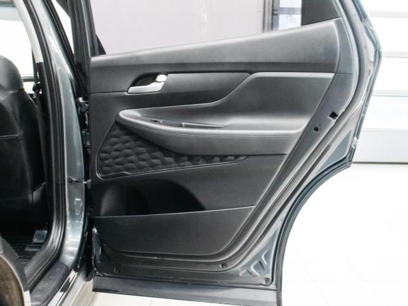 Hyundai Santa Fe IV с пробегом 2019 года, цена 2 704 000 рублей, 106309 км, внедорожник, Автокод Объявления