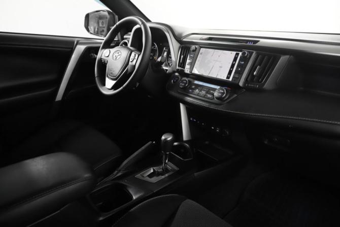 Toyota RAV4 IV (XA40) Рестайлинг с пробегом 2019 года, цена 2 750 000 рублей, 65557 км, внедорожник, Автокод Объявления