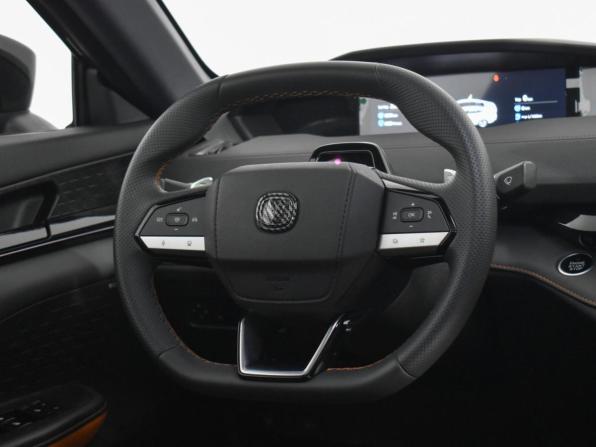 Changan UNI-V I с пробегом 2023 года, цена 2 290 000 рублей, 26519 км, лифтбек, Автокод Объявления