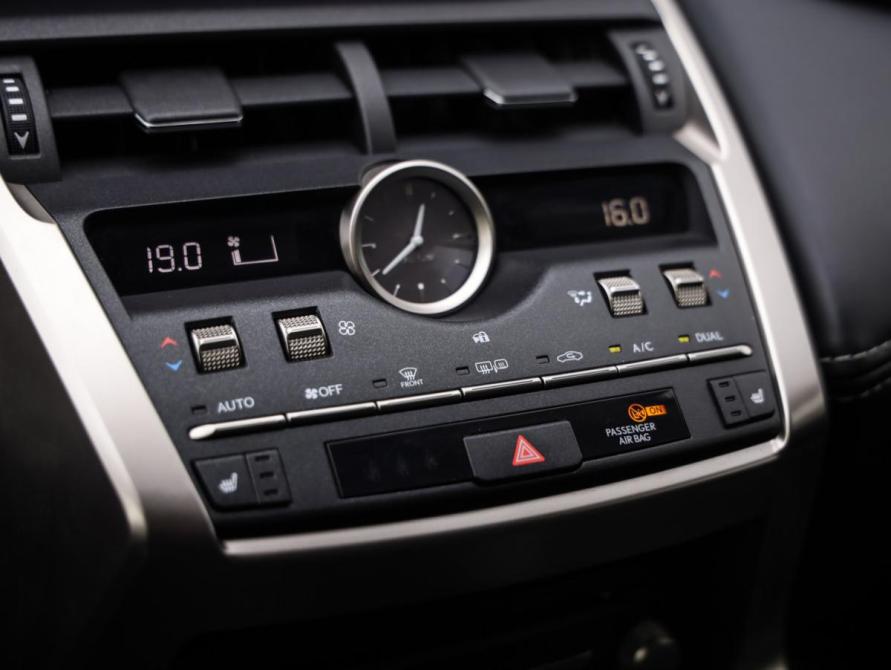 Lexus NX I Рестайлинг Санкт-Петербург  - изображение 18