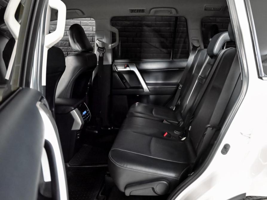 Toyota Land Cruiser Prado 150 Series Рестайлинг 2 Екатеринбург  - изображение 22