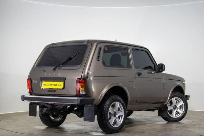 Lada (ВАЗ) Niva Legend I с пробегом 2025 года, цена 1 079 000 рублей, 9900 км, внедорожник, Автокод Объявления