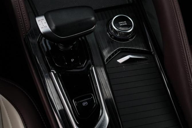Geely Monjaro I с пробегом 2022 года, цена 3 250 000 рублей, 31272 км, внедорожник, Автокод Объявления