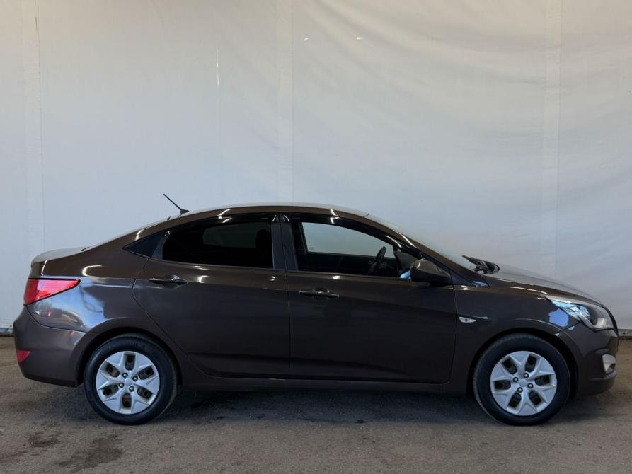 Hyundai Solaris I Рестайлинг Псков  - изображение 8