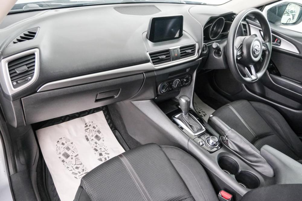 Mazda Axela III Рестайлинг Красноярск  - изображение 13