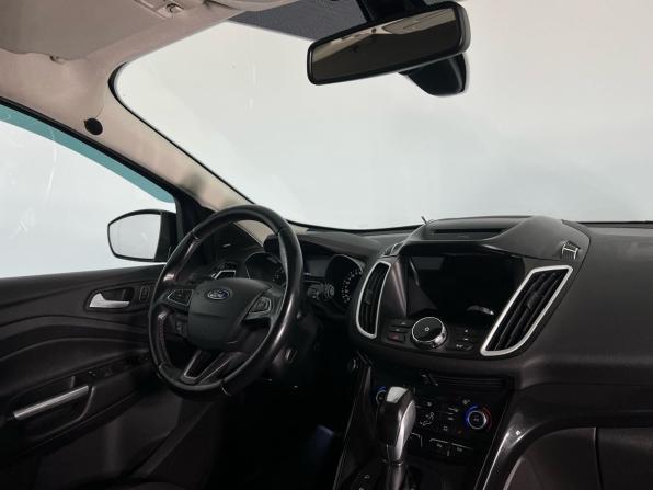 Ford Kuga II Рестайлинг с пробегом 2017 года, цена 1 599 000 рублей, 87000 км, внедорожник, Автокод Объявления