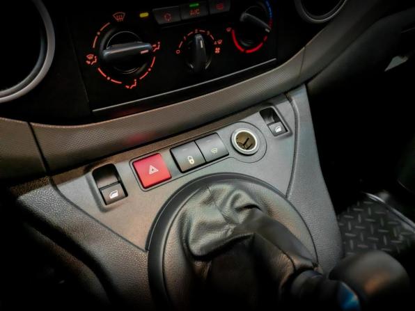 Opel Combo PCMA с пробегом 2021 года, цена 2 300 000 рублей, 18363 км, компактвэн, Автокод Объявления