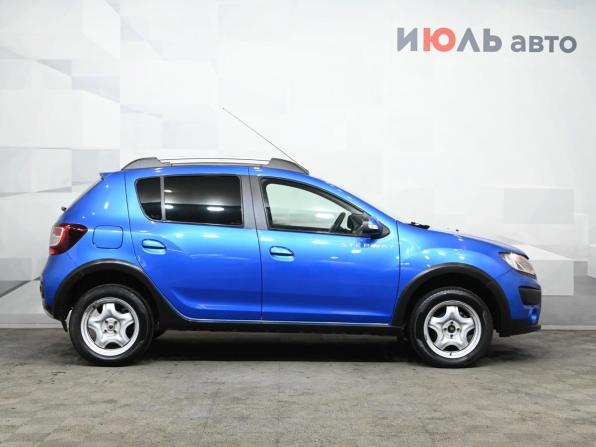 Renault Sandero II с пробегом 2017 года, цена 970 000 рублей, 135351 км, хэтчбек, Автокод Объявления