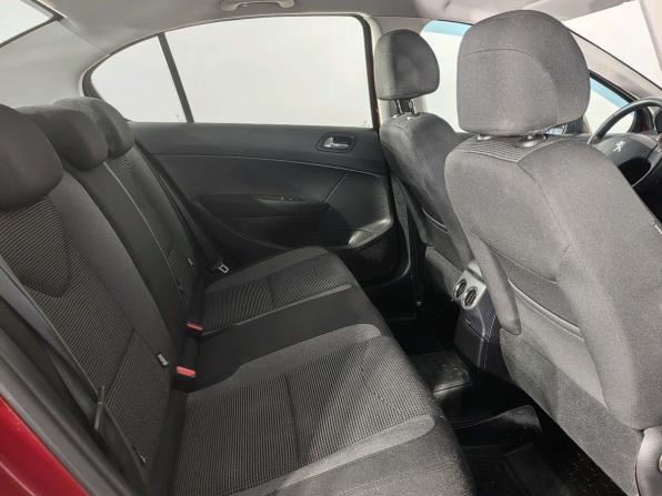 Peugeot 408 I с пробегом 2013 года, цена 650 000 рублей, 112500 км, седан, Автокод Объявления
