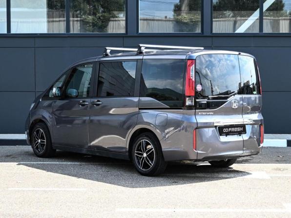 Honda Stepwgn V с пробегом 2016 года, цена 1 549 000 рублей, 201345 км, минивэн, Автокод Объявления