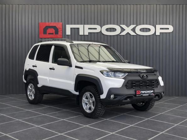 Lada (ВАЗ) Niva Travel I с пробегом 2022 года, цена 937 000 рублей, 58670 км, внедорожник, Автокод Объявления