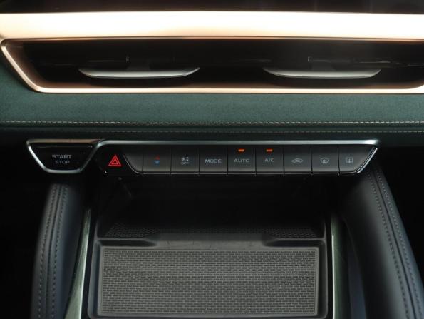 Geely Monjaro I с пробегом 2023 года, цена 3 156 000 рублей, 41110 км, внедорожник, Автокод Объявления