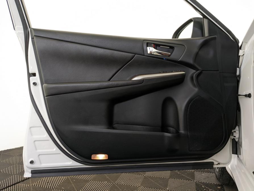 Toyota Camry VII (XV50) Рестайлинг Москва  - изображение 19