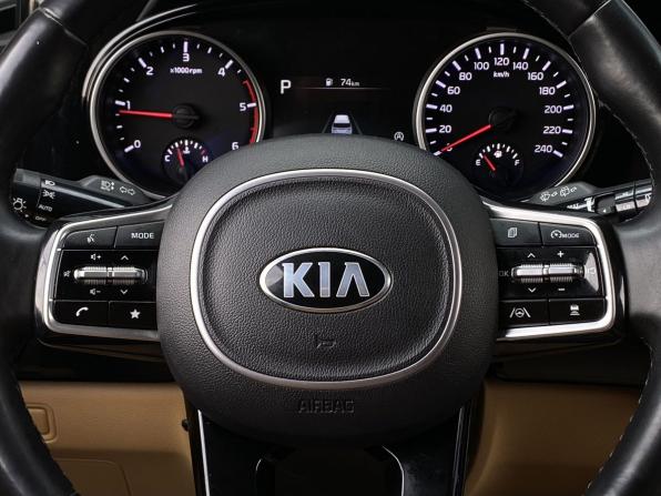 Kia Carnival IV с пробегом 2021 года, цена 3 449 000 рублей, 106300 км, минивэн, Автокод Объявления