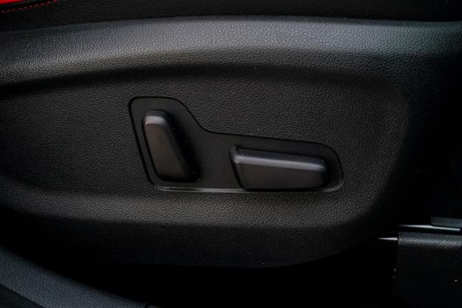 Kia Sportage IV Рестайлинг с пробегом 2019 года, цена 2 890 000 рублей, 66883 км, внедорожник, Автокод Объявления