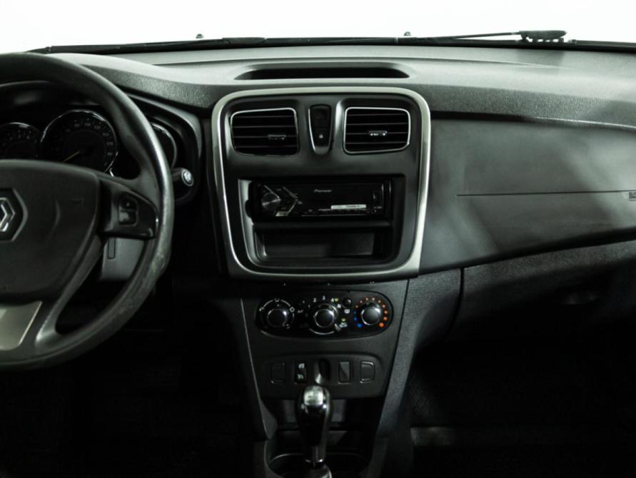 Renault Sandero II Санкт-Петербург  - изображение 15