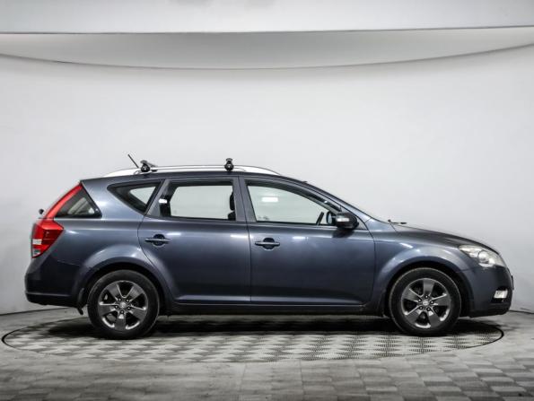 Kia Ceed I Рестайлинг с пробегом 2011 года, цена 699 000 рублей, 240862 км, универсал, Автокод Объявления