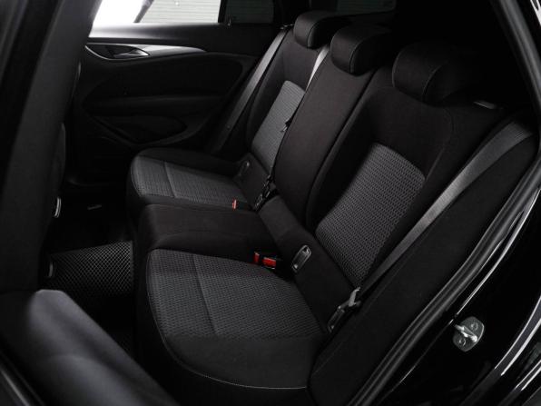 Opel Insignia II Рестайлинг с пробегом 2021 года, цена 2 259 000 рублей, 78955 км, универсал, Автокод Объявления