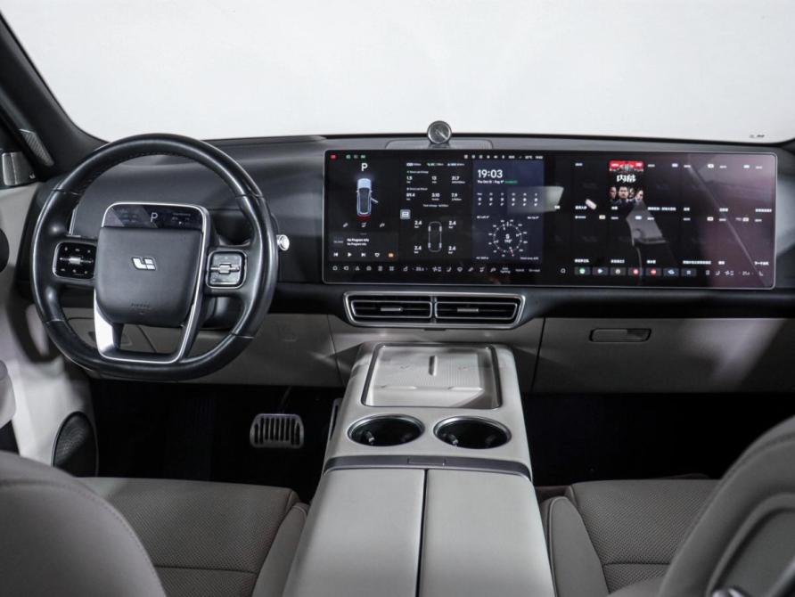 Li Auto (Lixiang) L9 I Москва  - изображение 12