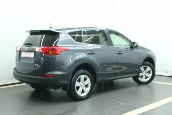 Toyota RAV4 IV (XA40) с пробегом 2013 года, цена 1 957 000 рублей, 106262 км, внедорожник, Автокод Объявления