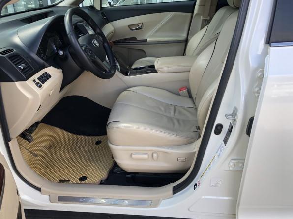 Toyota Venza I Рестайлинг с пробегом 2013 года, цена 2 114 500 рублей, 214612 км, внедорожник, Автокод Объявления