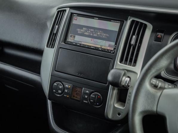Nissan Serena III (C25) с пробегом 2010 года, цена 781 000 рублей, 205000 км, минивэн, Автокод Объявления