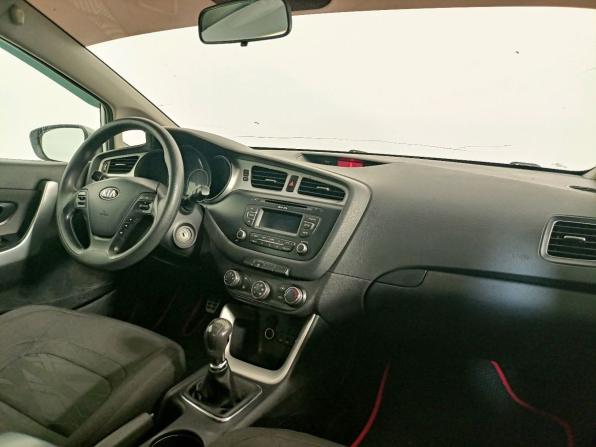 Kia Ceed II с пробегом 2012 года, цена 646 000 рублей, 191000 км, универсал, Автокод Объявления