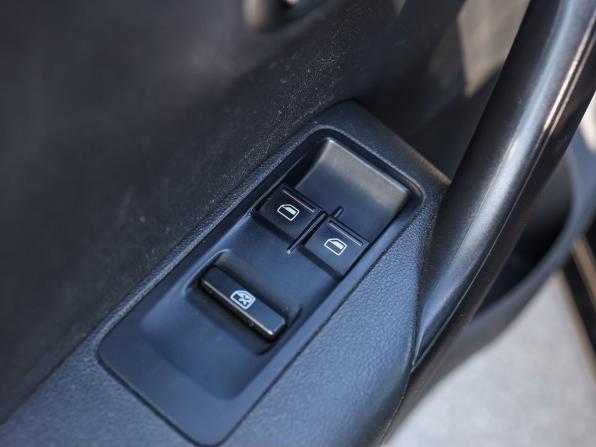 Volkswagen Polo V с пробегом 2015 года, цена 859 000 рублей, 143915 км, седан, Автокод Объявления