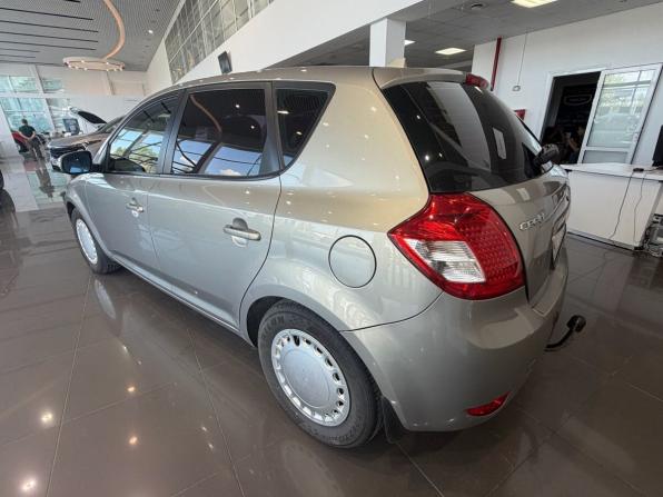Kia Ceed I Рестайлинг с пробегом 2010 года, цена 695 000 рублей, 150000 км, хэтчбек, Автокод Объявления