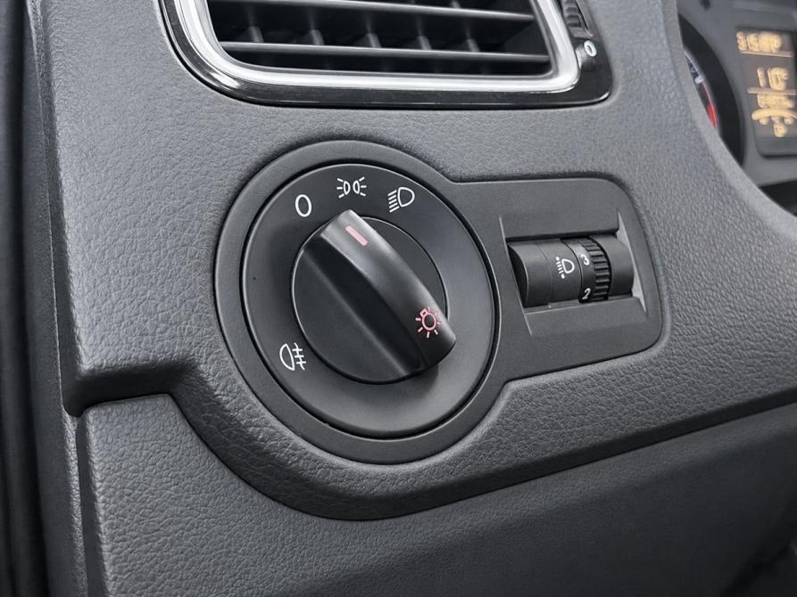 Volkswagen Polo V Рестайлинг Уфа  - изображение 12